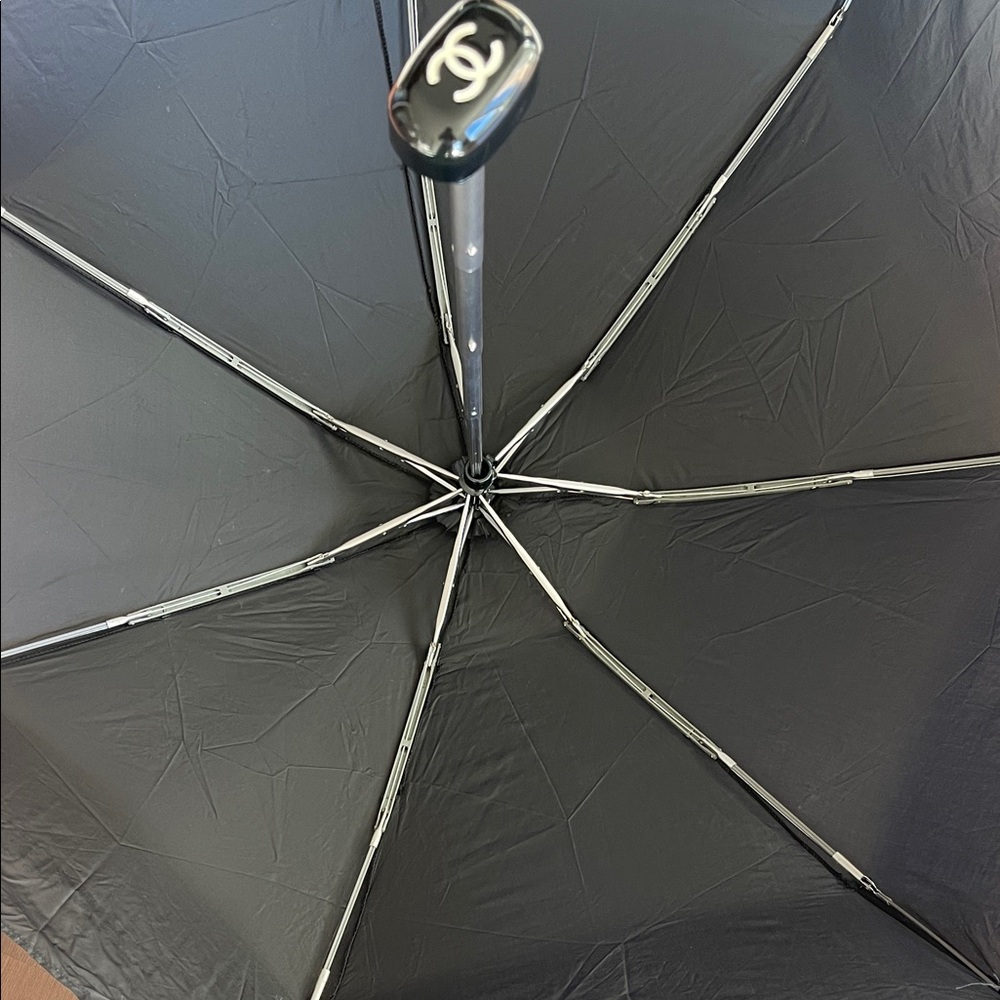Chanel Black Umbrella Collectible piece - Picture 4 of 13